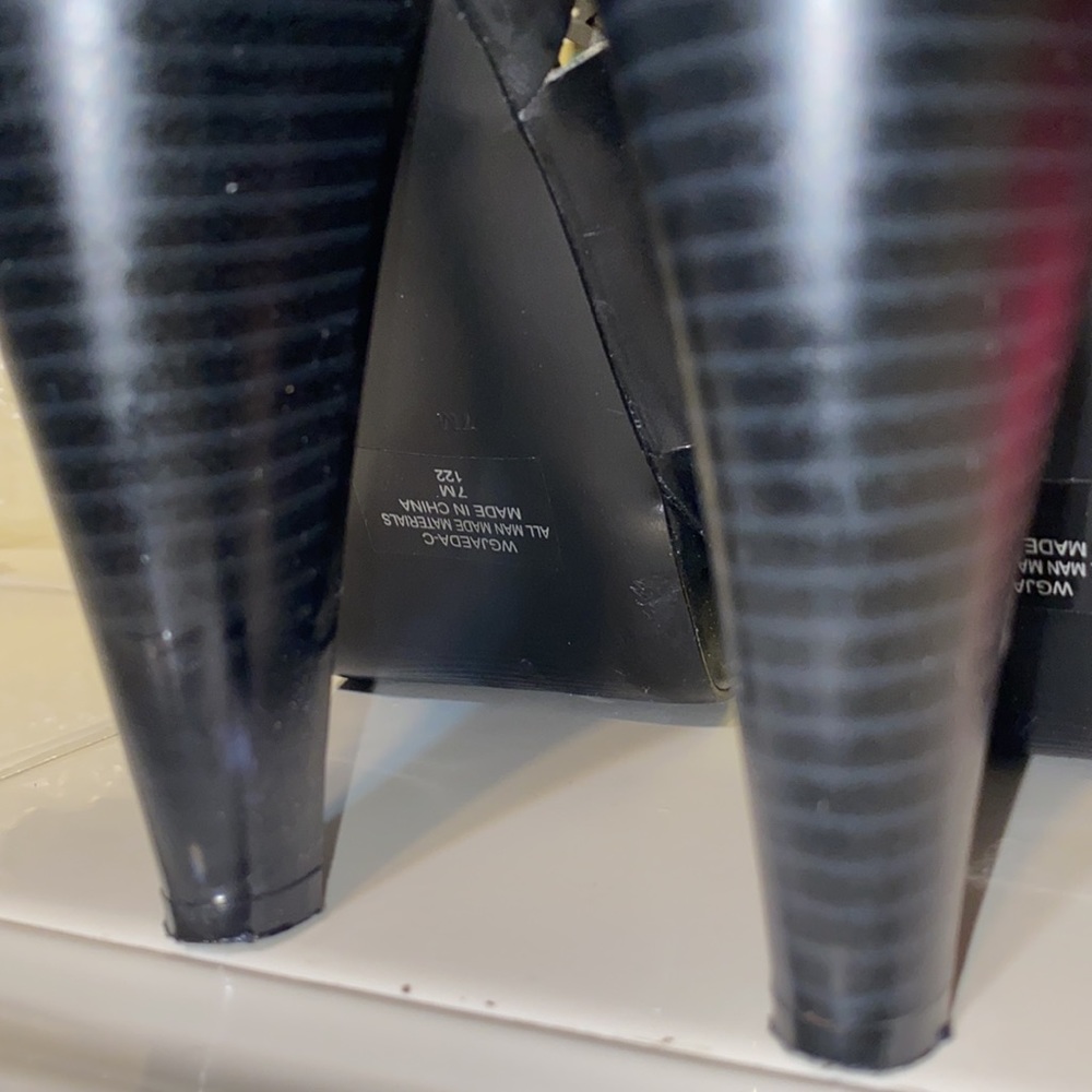 Guess Triangle Open-Toed Buckled/Zippered Heels - image 5